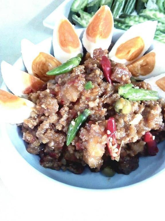 Pornsiri Hotel Sisaket Екстер'єр фото